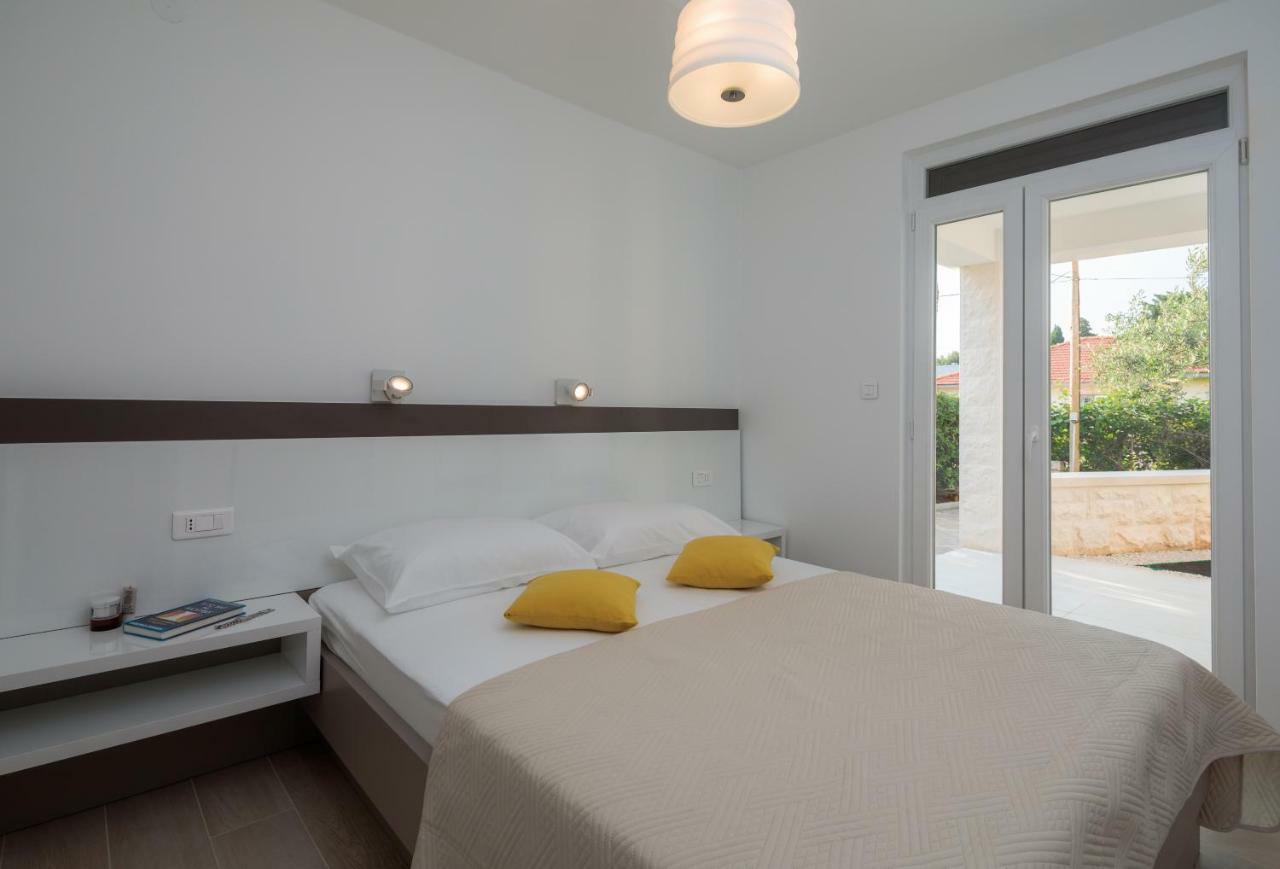 Apartmani Kos D Supetar Exterior photo